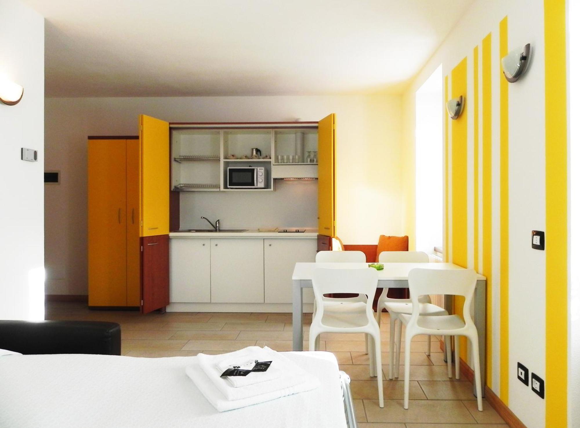 Residence Acero Rosso Ponte Di Legno Luaran gambar